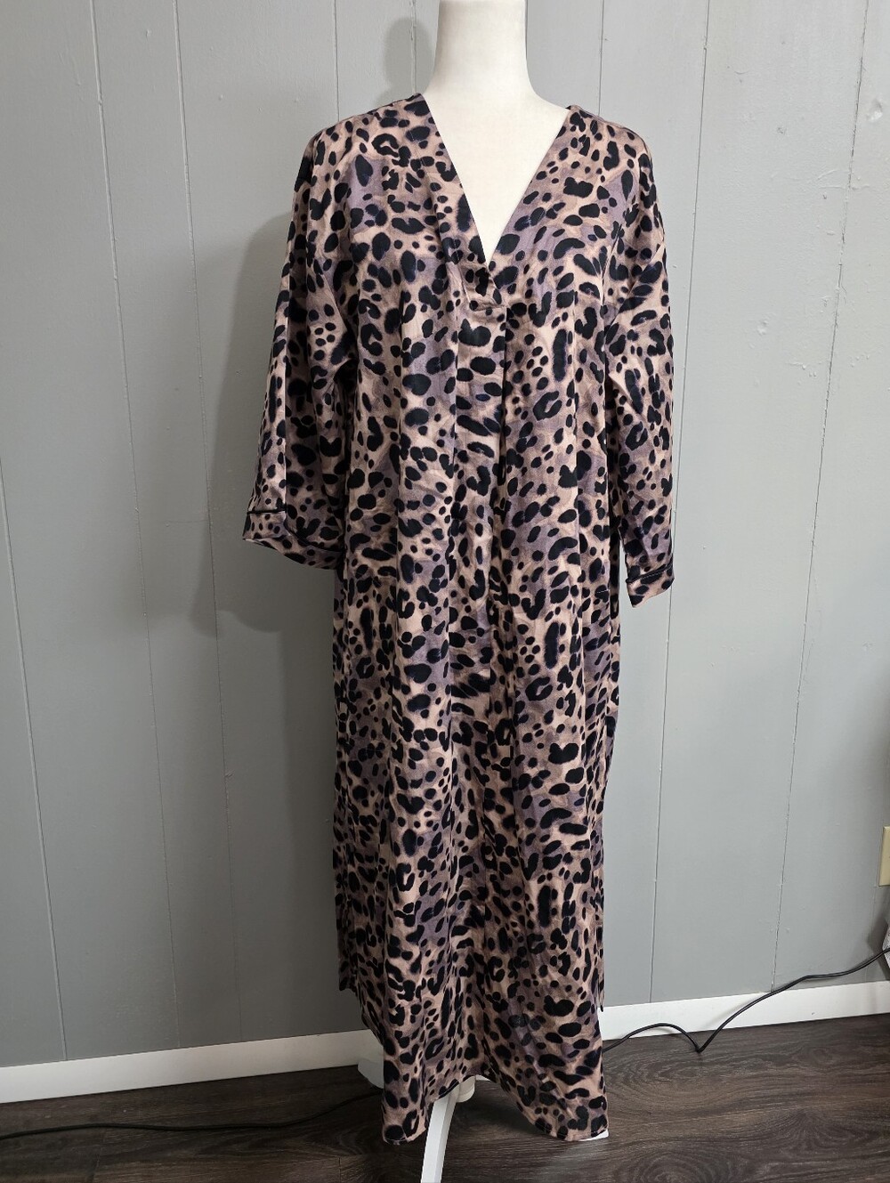 Donna Karen Leopard Print Sleepwear Dress Size XL